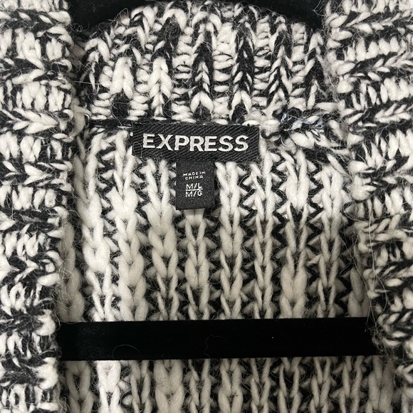 Chunky Knit Cardigan - Picture 3 of 4